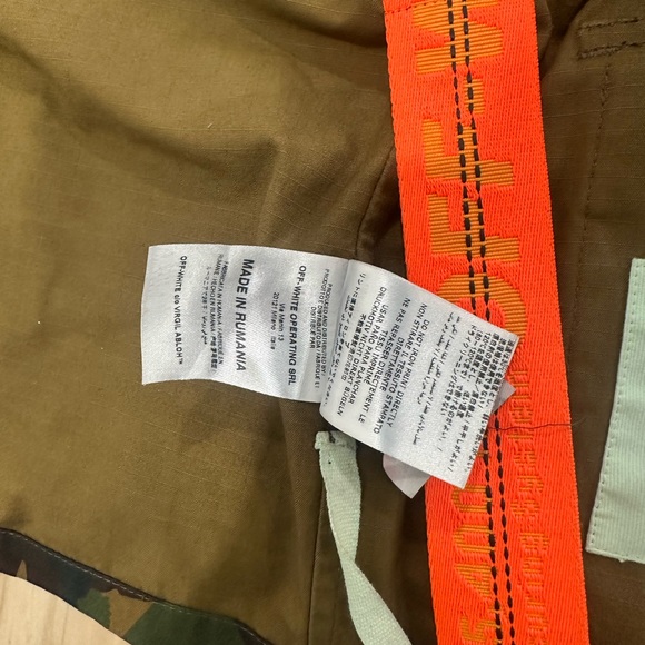 Off-White Camouflage Jacket with Patches and Orange Accents - Picture 9 of 12